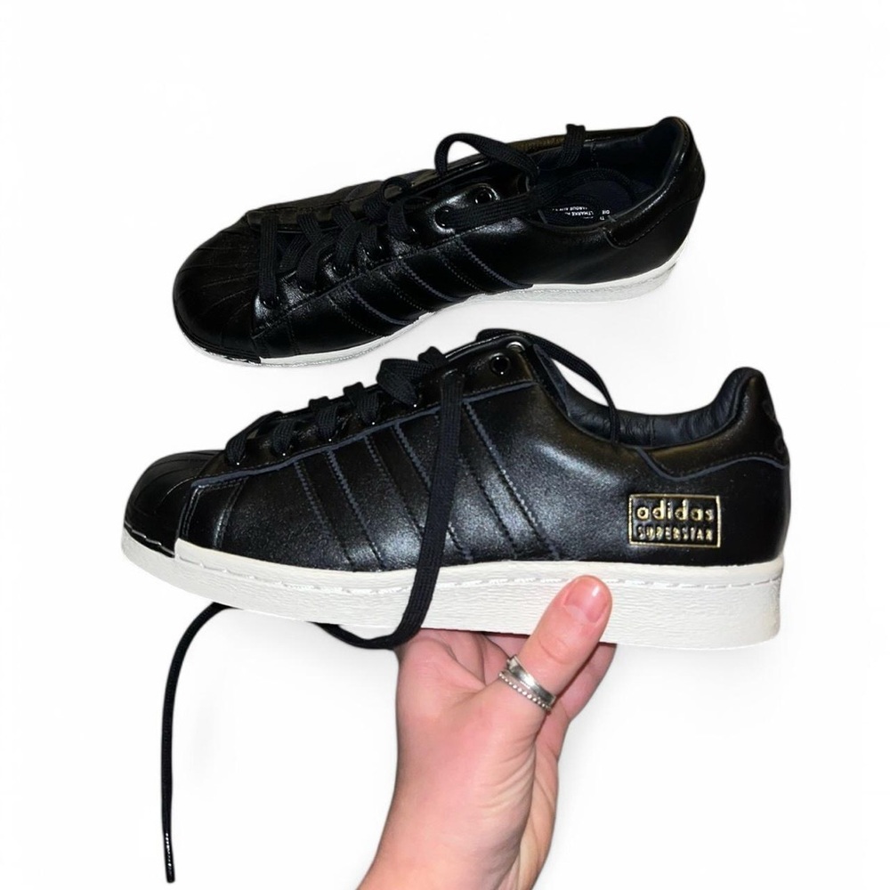 Adidas Superstar - Picture 2 of 4